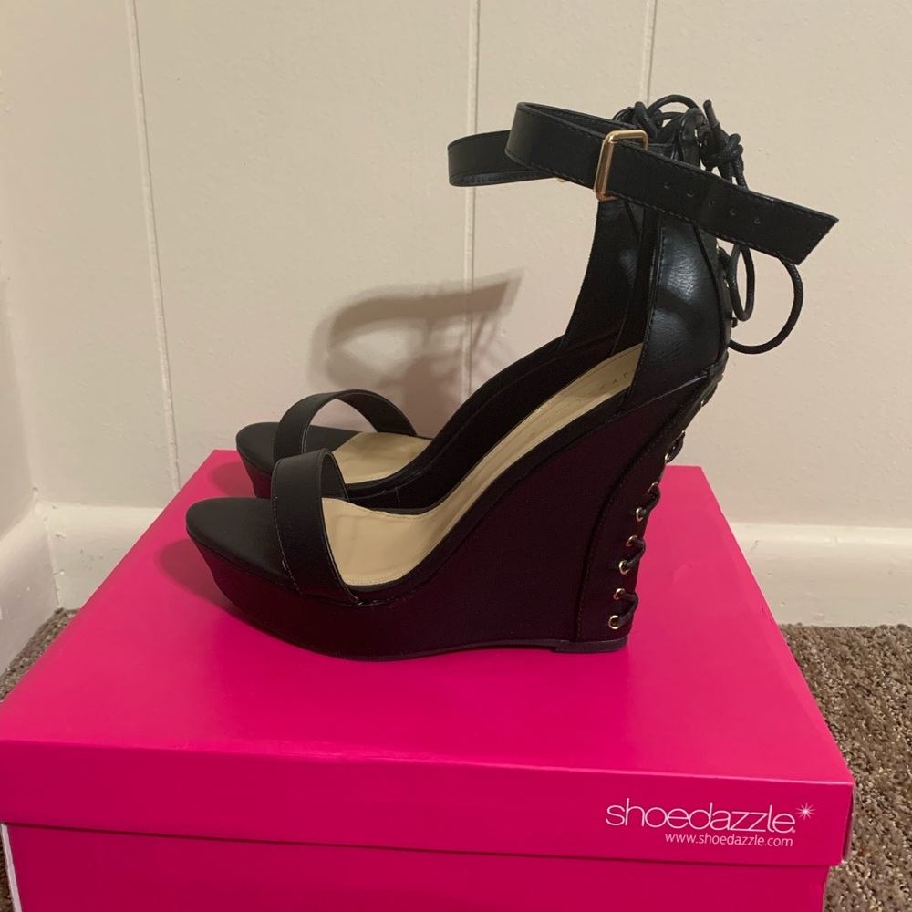 Lace up wedge